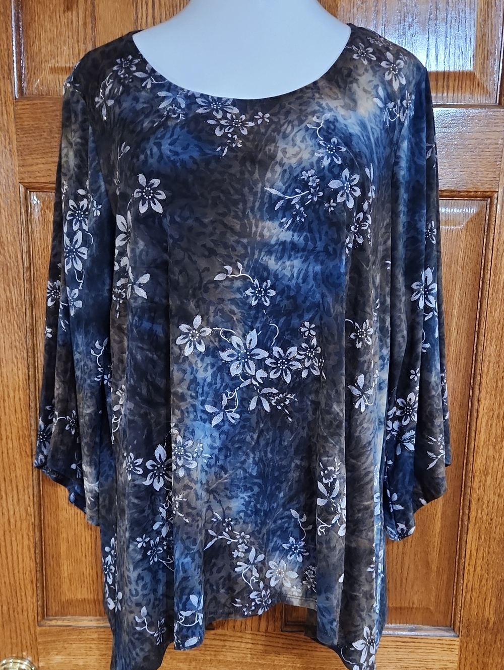 Brittany Black Flowy Floral Scoop-Neck Tunic in Blue And Brown Animal Print 2x